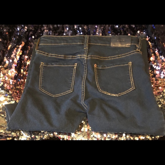 H&M Girls Size 6 Jeans - Picture 1 of 4